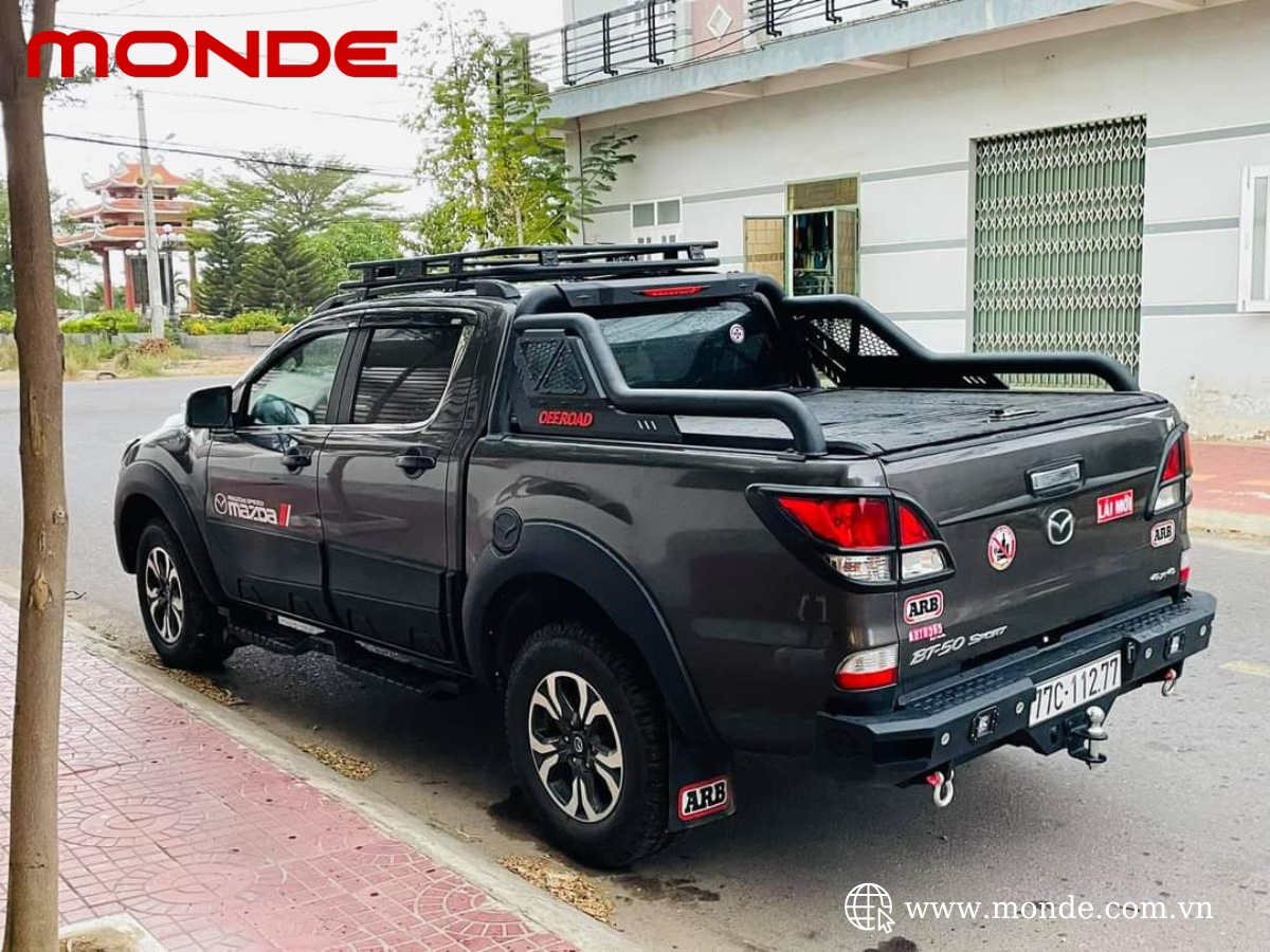 Trang bị nắp thùng Mazda BT-50 chất lượng