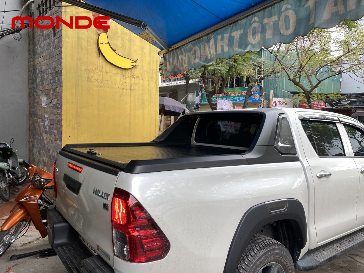 Nắp thùng thấp Hilux tiện ích: Giải pháp tối ưu từ thương hiệu Monde