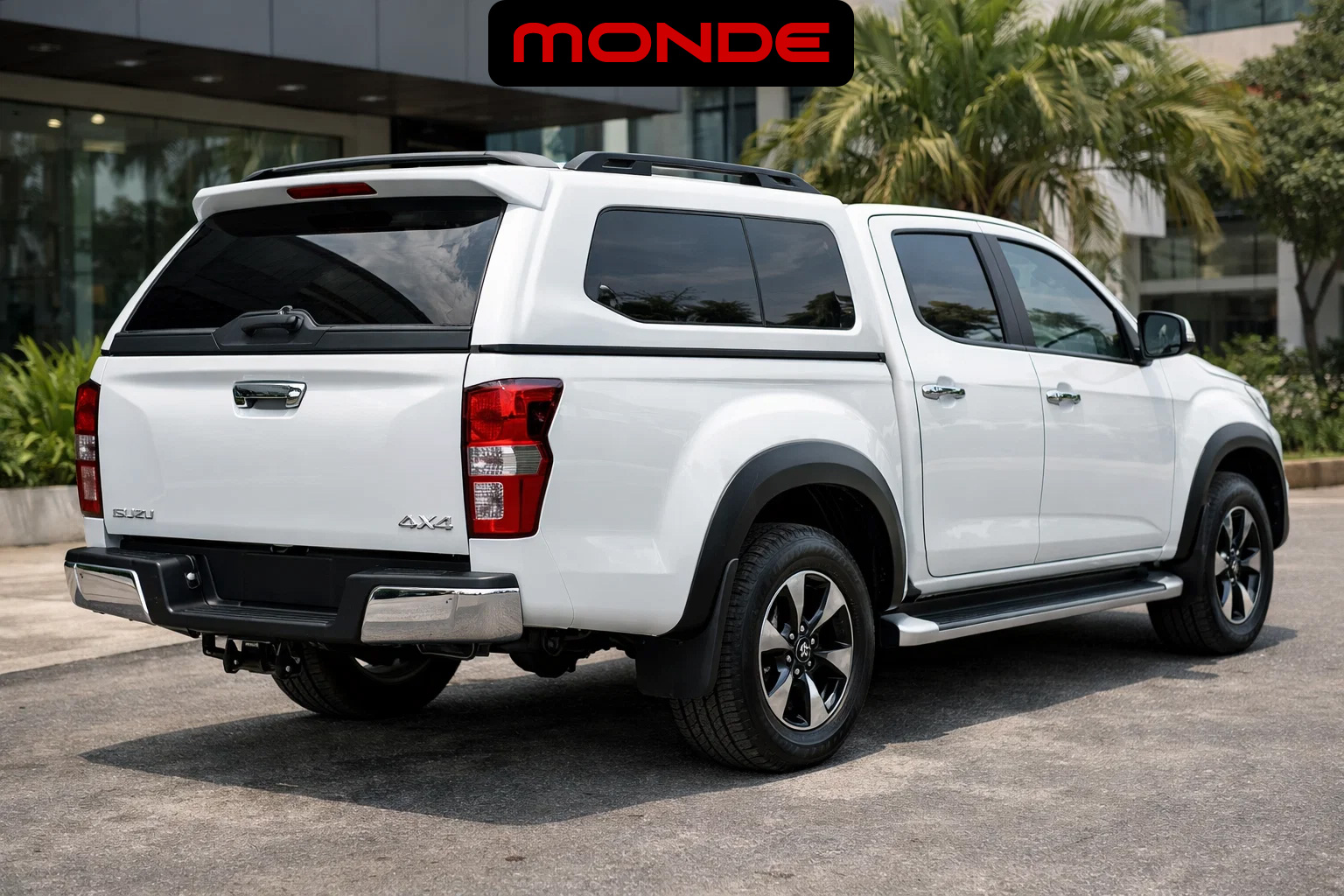 Nắp th&ugrave;ng cao Dmax