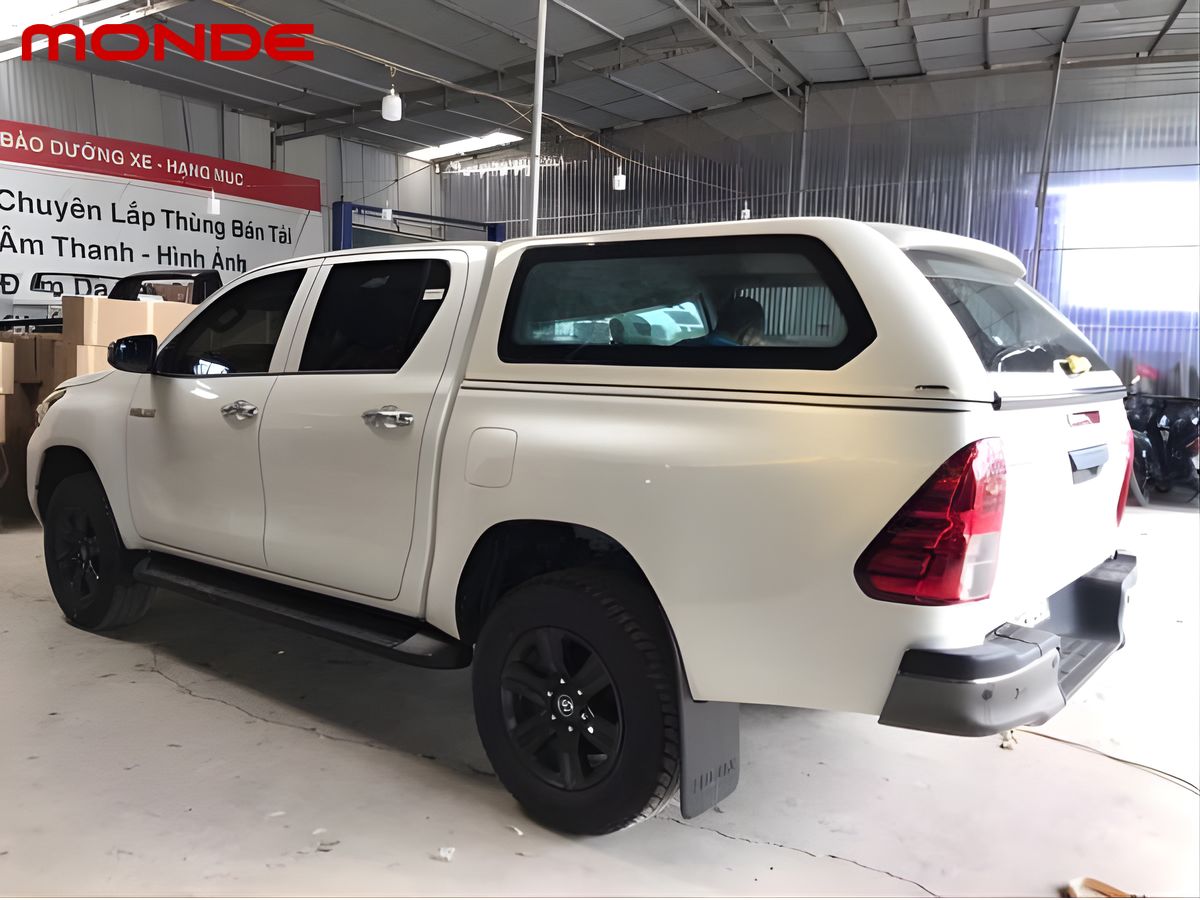 Nắp thùng cao Toyota Hilux tiện nghi mang đến trải nghiệm sử dụng hoàn hảo