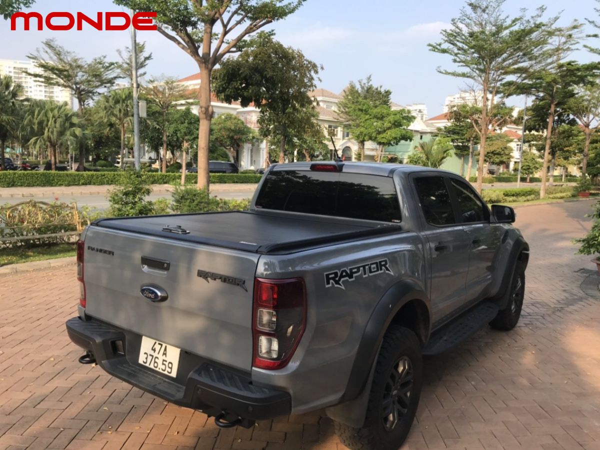 Nắp thùng cuộn Ford Ranger chuyên dụng hỗ trợ tối đa nhu cầu sử dụng