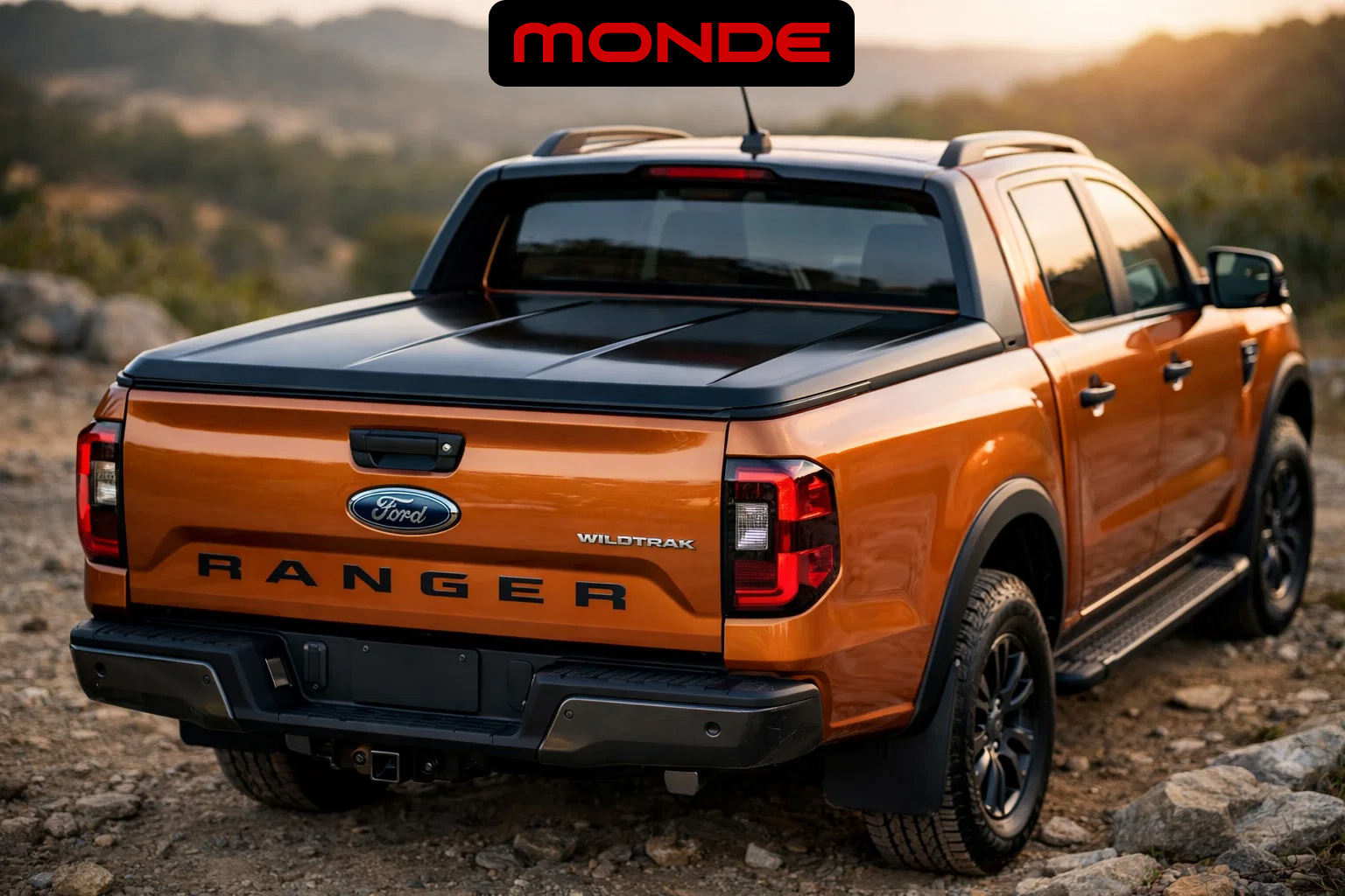 Nắp th&ugrave;ng thấp Ford Ranger: Sự kết hợp ho&agrave;n hảo giữa phong c&aacute;ch thể thao v&agrave; c&ocirc;ng năng bảo vệ