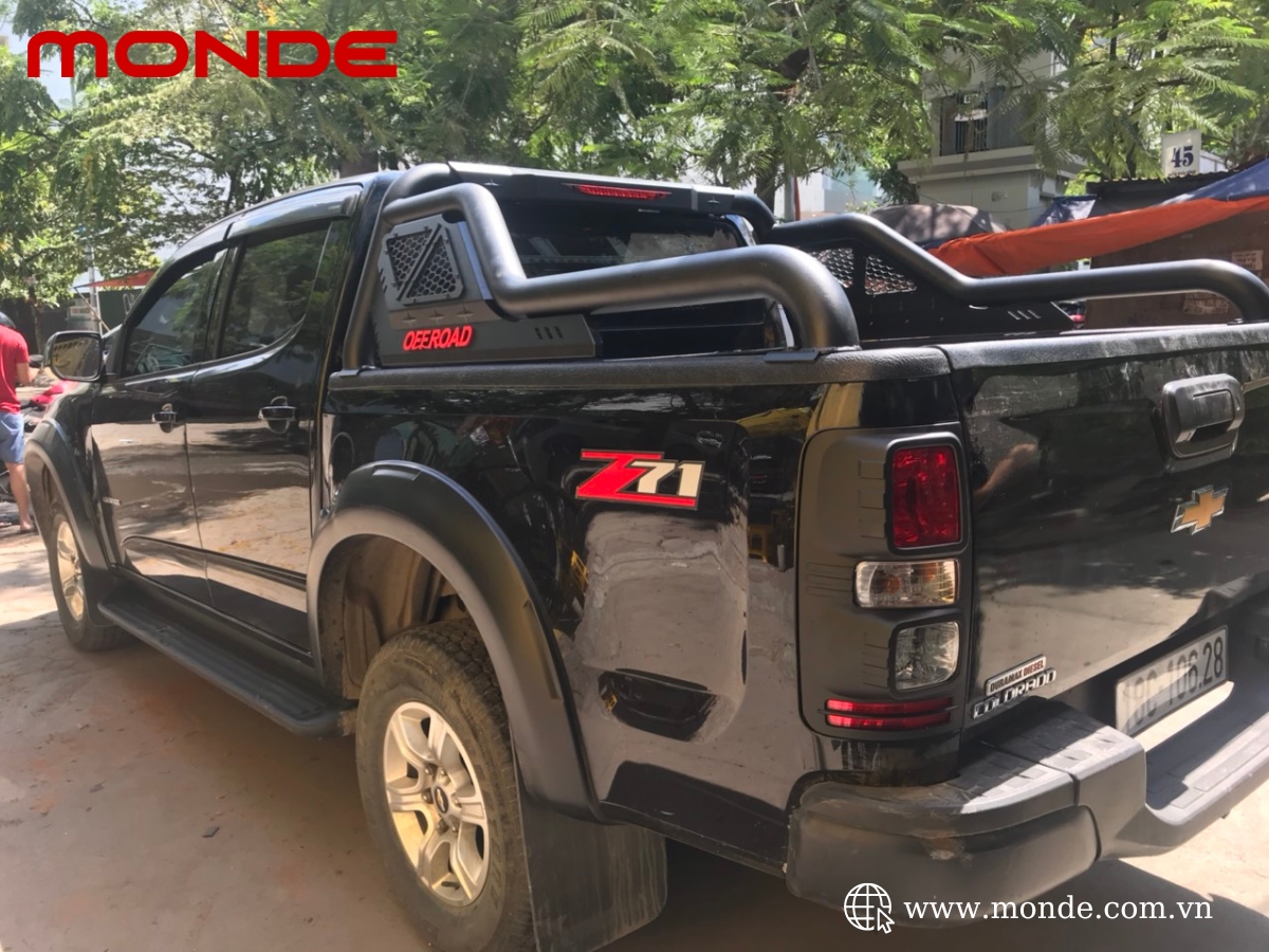 Hướng Dẫn Lắp Đặt Nắp Thùng Colorado: Các Bước Cơ Bản