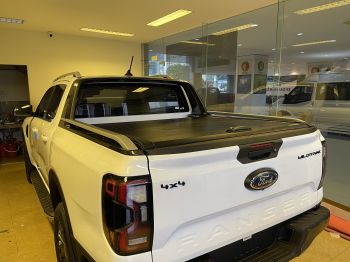 Nắp thùng xe bán tải ford ranger 2024 mới nhất
