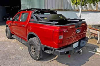 Nắp Thùng ba Tấm Ford Ranger